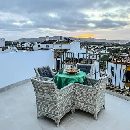 Lemon Tree Patio *
