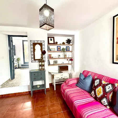 Lemon Tree Patio * אולברה