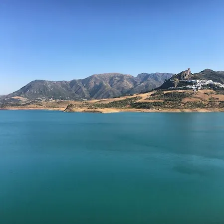 Lemon Tree Patio 奥维拉